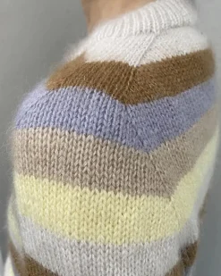 Aros Sweater by PetiteKnit, in English