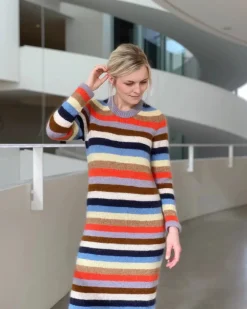 Aros Sweater by PetiteKnit, in English
