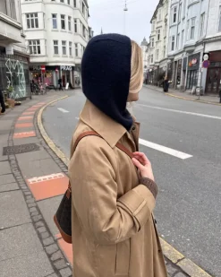 Barbara Balaclava by PetiteKnit, in English