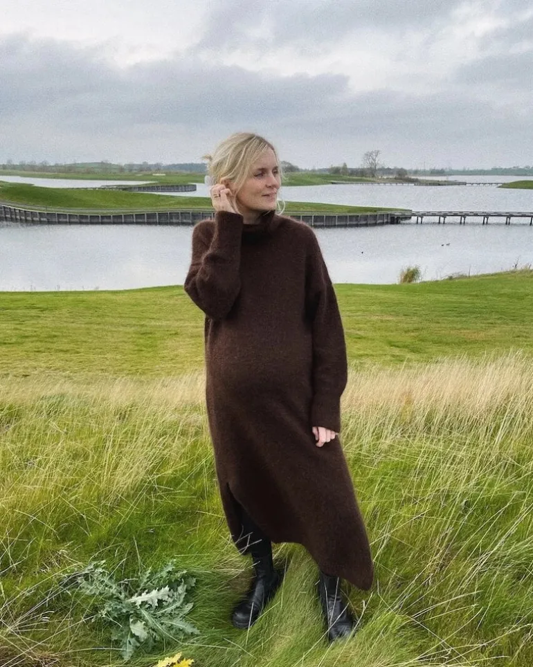 Chestnut Dress by PetiteKnit, in English