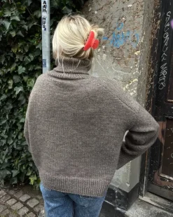 Chestnut Sweater by PetiteKnit, suomeksi in Finnish