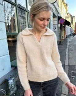 Elisabeth Blouse, PetiteKnit, in English