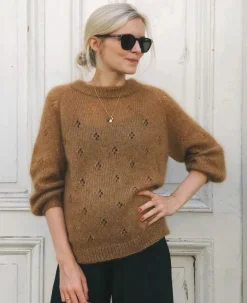 Fortune Sweater by PetiteKnit, in English