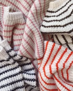Friday Sweater by PetiteKnit, in English