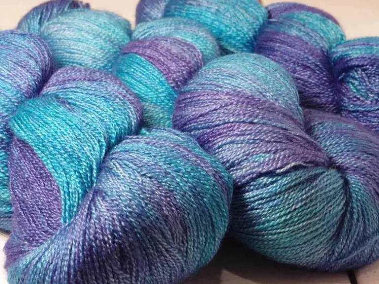 Fyberspates Gleem Lace