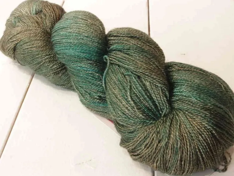 Fyberspates Gleem Lace