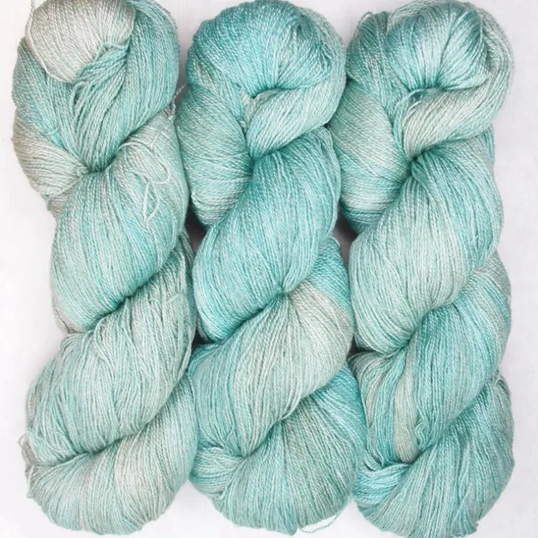 Fyberspates Gleem Lace