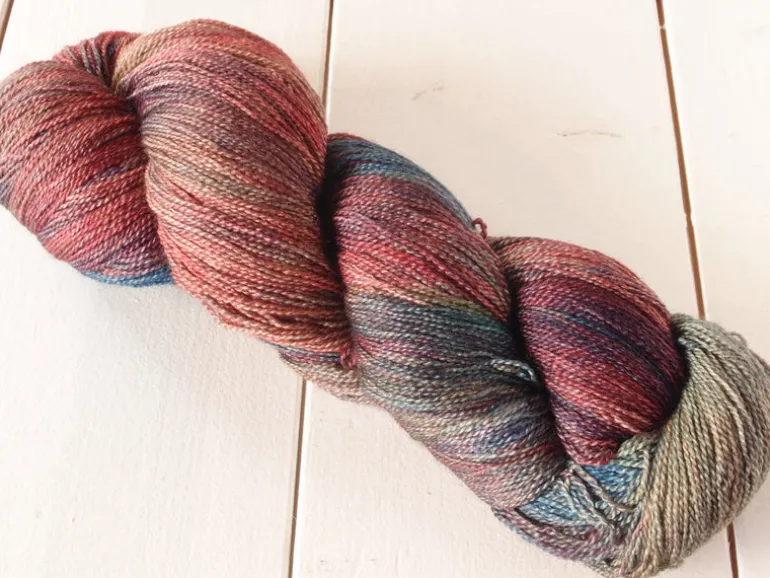 Fyberspates Gleem Lace