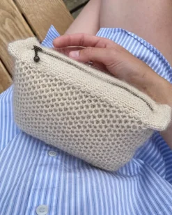 Honey Clutch by PetiteKnit, in English