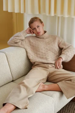 Isager Texture Sweater neulepaitaohje suomeksi
