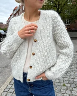 Jenny Jacket V-neck by PetiteKnit, in English