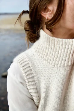 Jollas Vest by Leeni Hoimela, in english