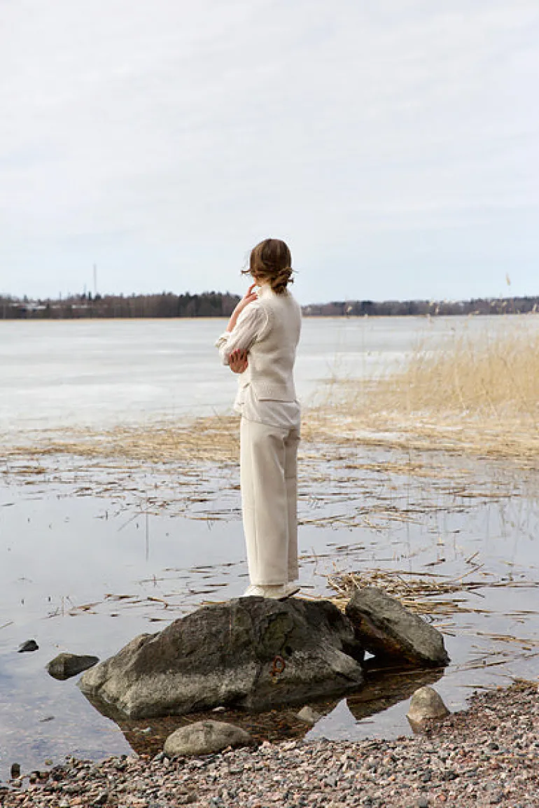 Jollas Vest by Leeni Hoimela, in english