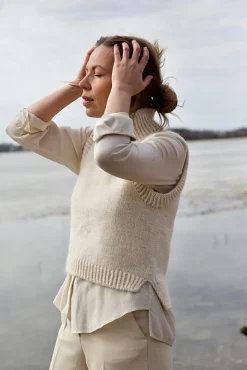 Jollas Vest by Leeni Hoimela, in english