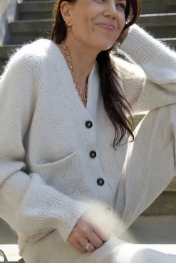 Lotte Cardigan by Leeni Hoimela, in english