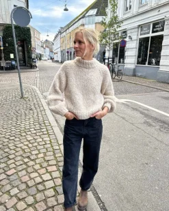 Louisiana Sweater by PetiteKnit, in English
