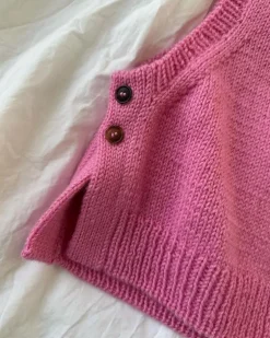 Lulu Slipover Junior by PetiteKnit, in English
