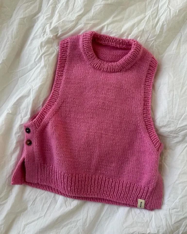 Lulu Slipover Junior by PetiteKnit, in English