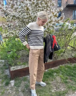 Lyon Sweater by PetiteKnit, in English