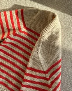 Lyon Sweater Junior by PetiteKnit, in English