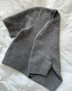 Maggie Cardigan by PetiteKnit, in English