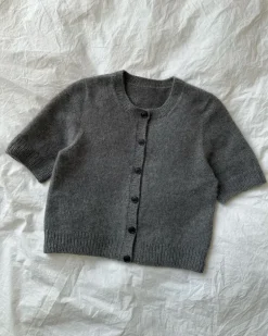 Maggie Cardigan by PetiteKnit (suomeksi)