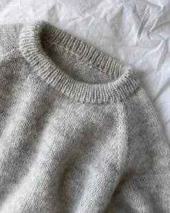 Monday Sweater by PetiteKnit, suomeksi