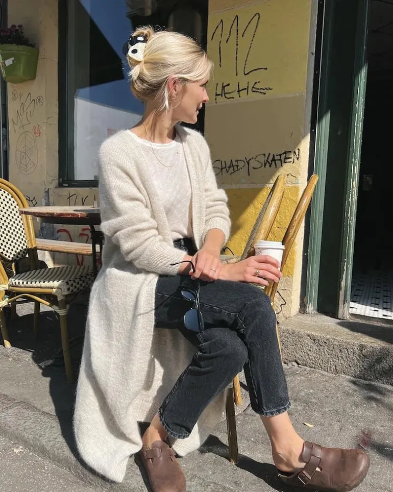 No Frills Cardigan by PetiteKnit, in English