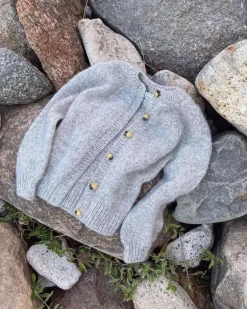 Novice Cardigan - Chunky Edition by PetiteKnit, in English