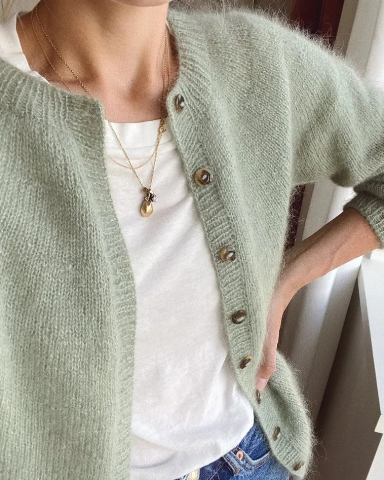 Novice Cardigan, Mohair Edition by PetiteKnit, in English