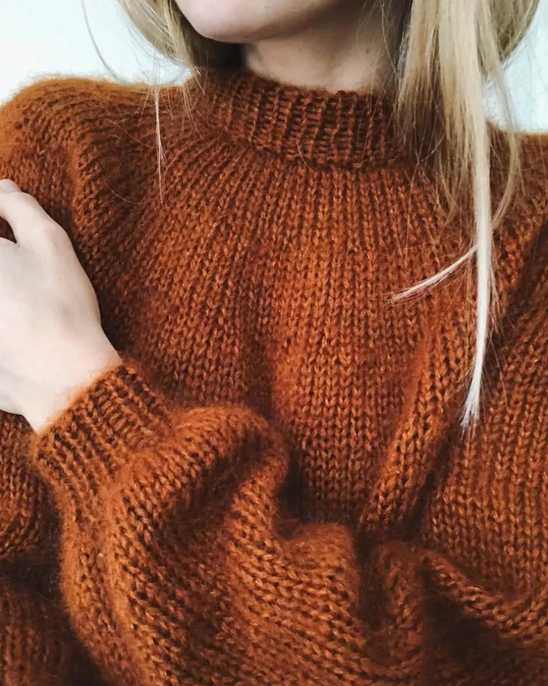 Novice Sweater by PetiteKnit in English