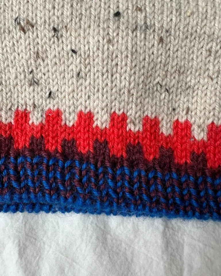 PetiteKnit Cross Sweater, English