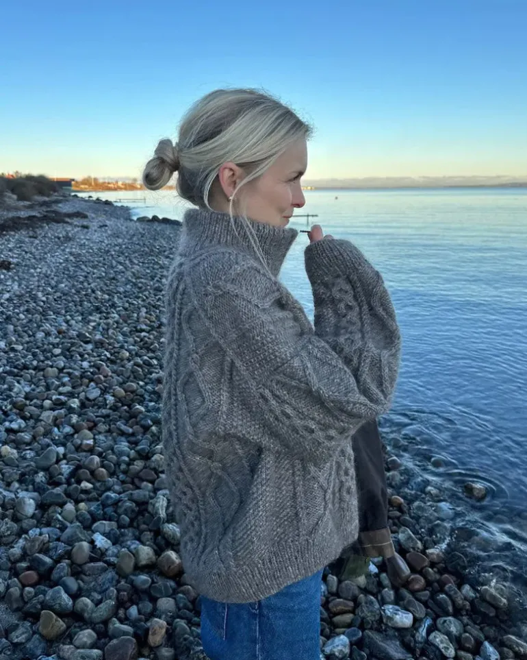 PetiteKnit Dagmar Zipper Sweater, in English