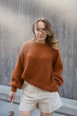 Ruu Sweater by Leeni Hoimela, in english