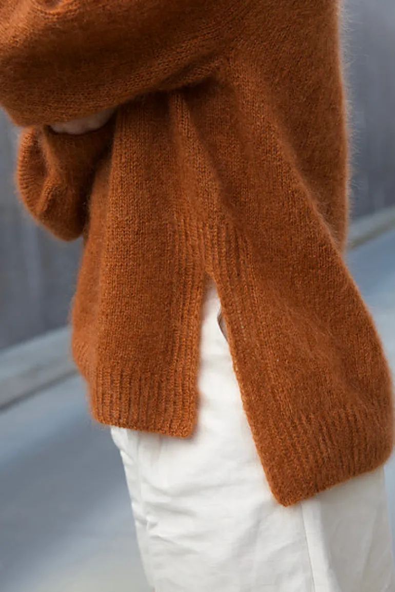 Ruu Sweater by Leeni Hoimela, in english