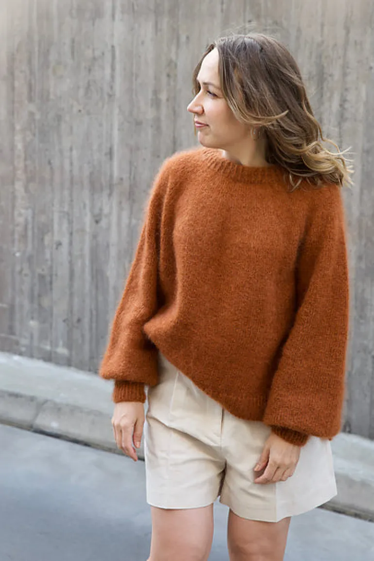 Ruu Sweater by Leeni Hoimela, in english