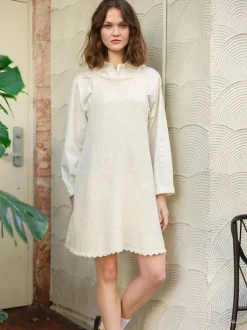 Sandnes Garn 2404_01 Linnea Dress / English