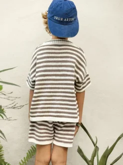 Sandnes Garn 2503_03 Pascal Tee & Shorts Junior, English