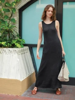 Sandnes Garn 2404_03 Sia Dress / English