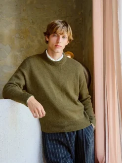 Sandnes Garn 2412_01 William Sweater Man, English