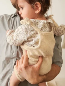 Sandnes Garn Bunny Shorts Baby 2505_02 in English