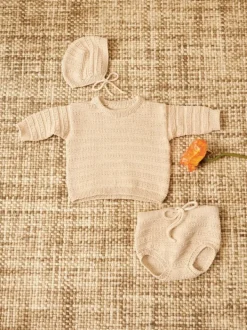 Sandnes Garn Filip Sweater Diaper Pants & Bonnet Baby 2407_01 English