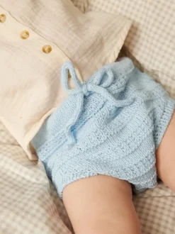 Sandnes Garn Filip Sweater Diaper Pants & Bonnet Baby 2407_01 English