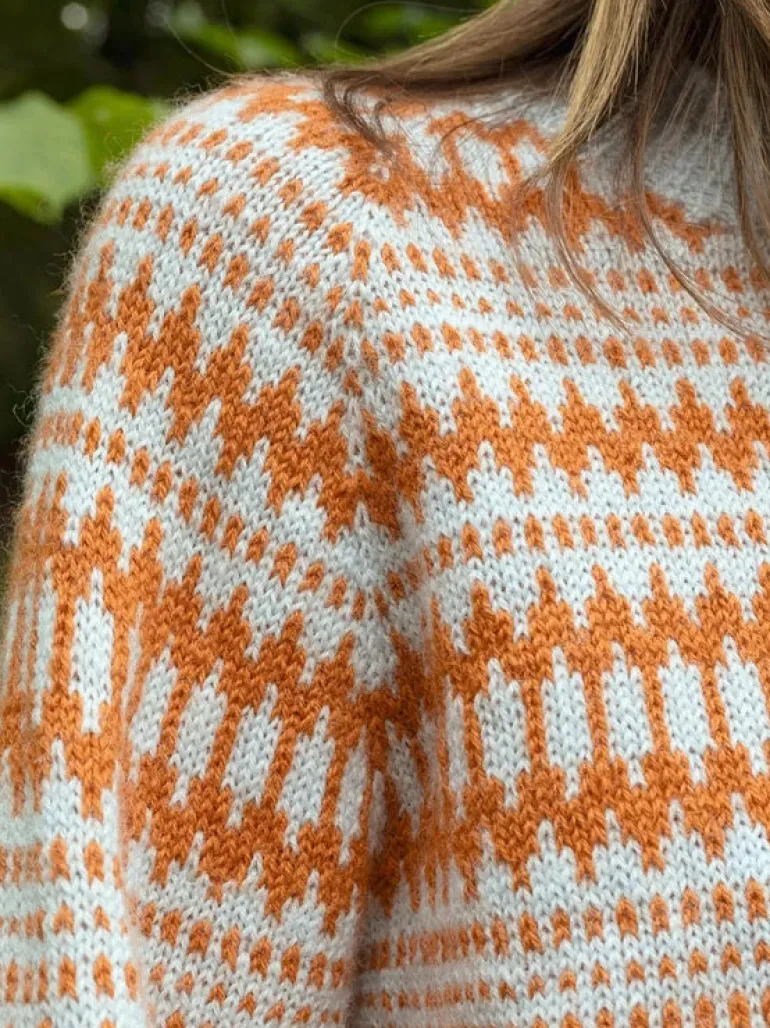 Sandnes Garn Kleiva Ladies Sweater 2410_04 English