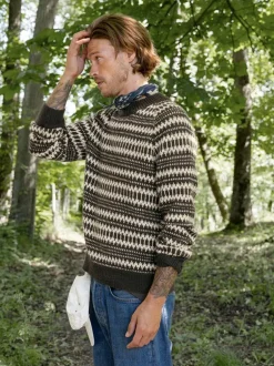 Sandnes Garn Kleiva Sweater 2410_05 in English