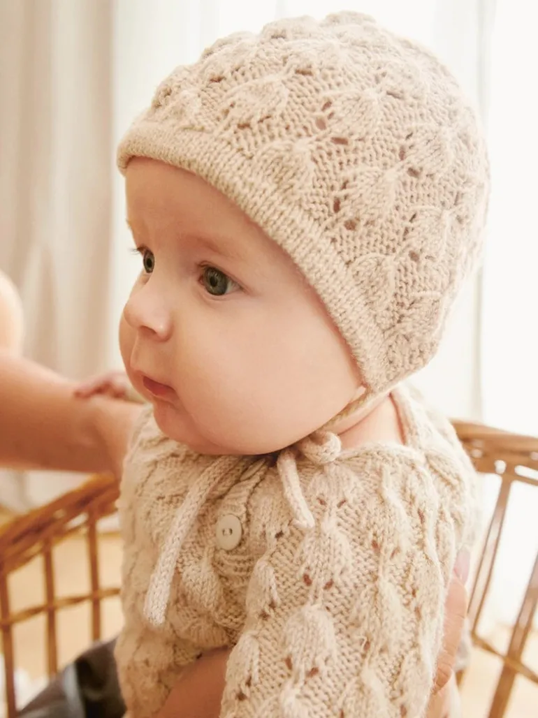 Sandnes Garn Lilja Cardigan, Diaper Pants, Tights & Bonnet Baby 2413_02, English