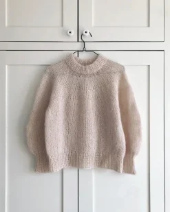 Saturday Night Sweater by PetiteKnit, in English