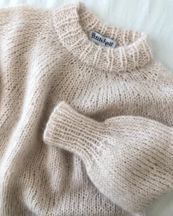 Saturday Night Sweater by PetiteKnit, in English