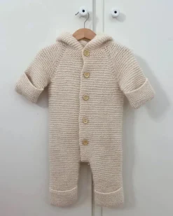 Selma´s Sleep Suit by PetiteKnit, in English
