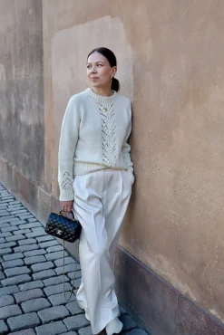 Soft Shimo Sweater by Leeni Hoimela, in english